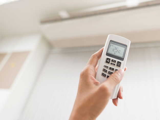 Climatiseur avec télécommande